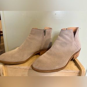 Frye and Co boots- size 8.5